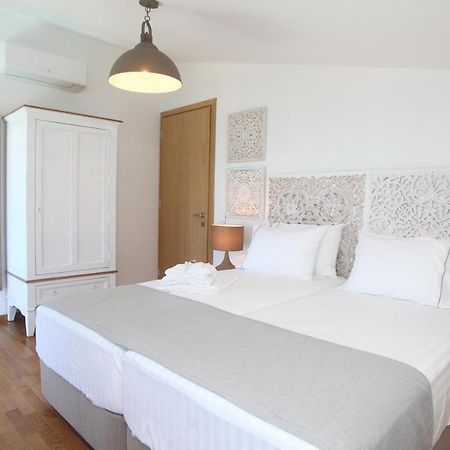 Capro - Milos Bay Villas Áyios Nikítas Exteriör bild