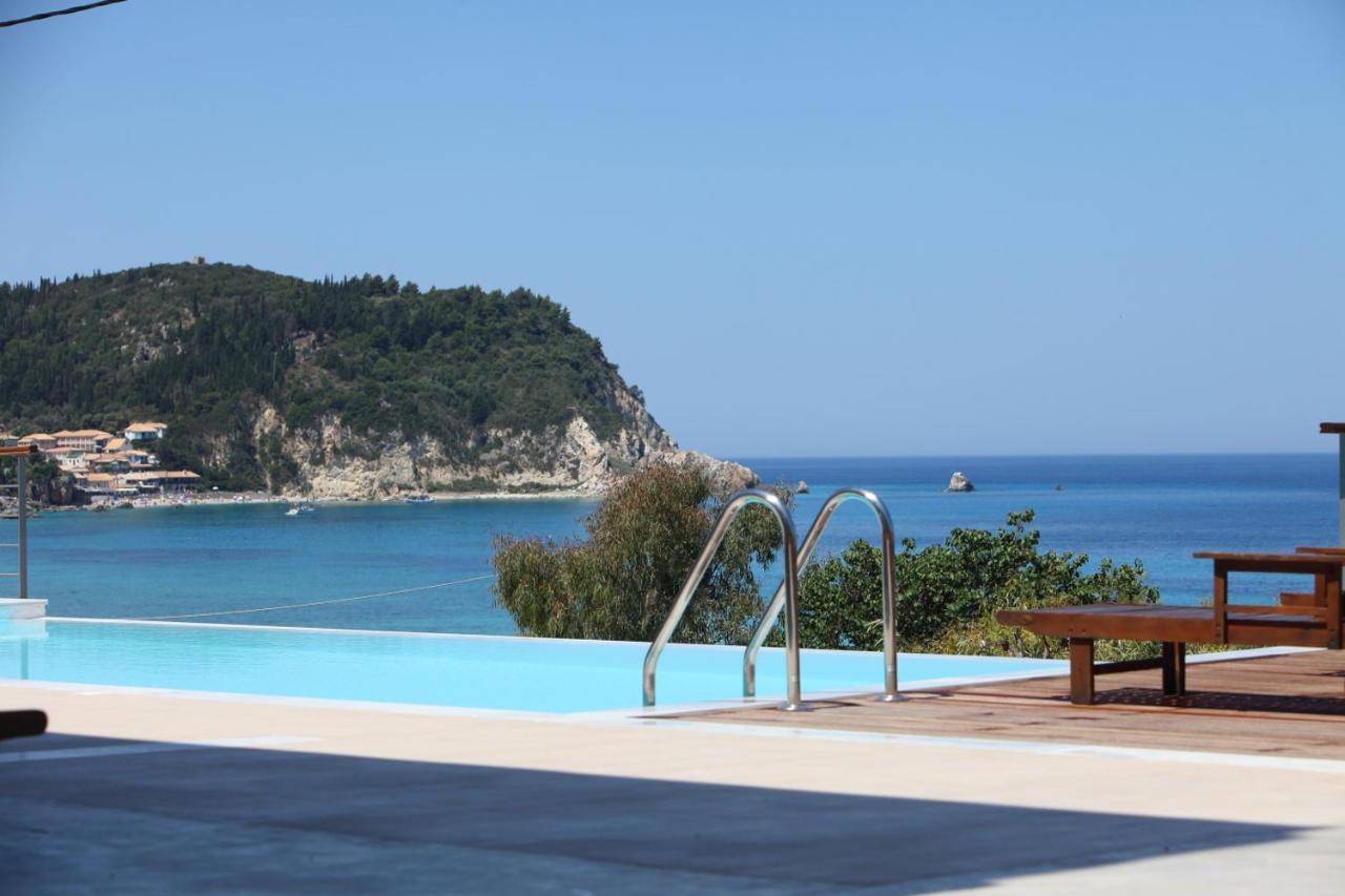 Capro - Milos Bay Villas Áyios Nikítas Exteriör bild