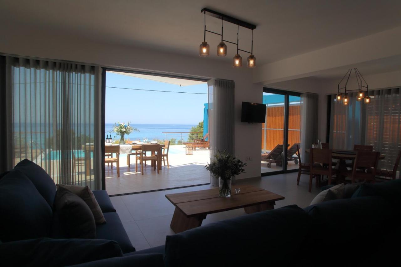 Capro - Milos Bay Villas Áyios Nikítas Exteriör bild