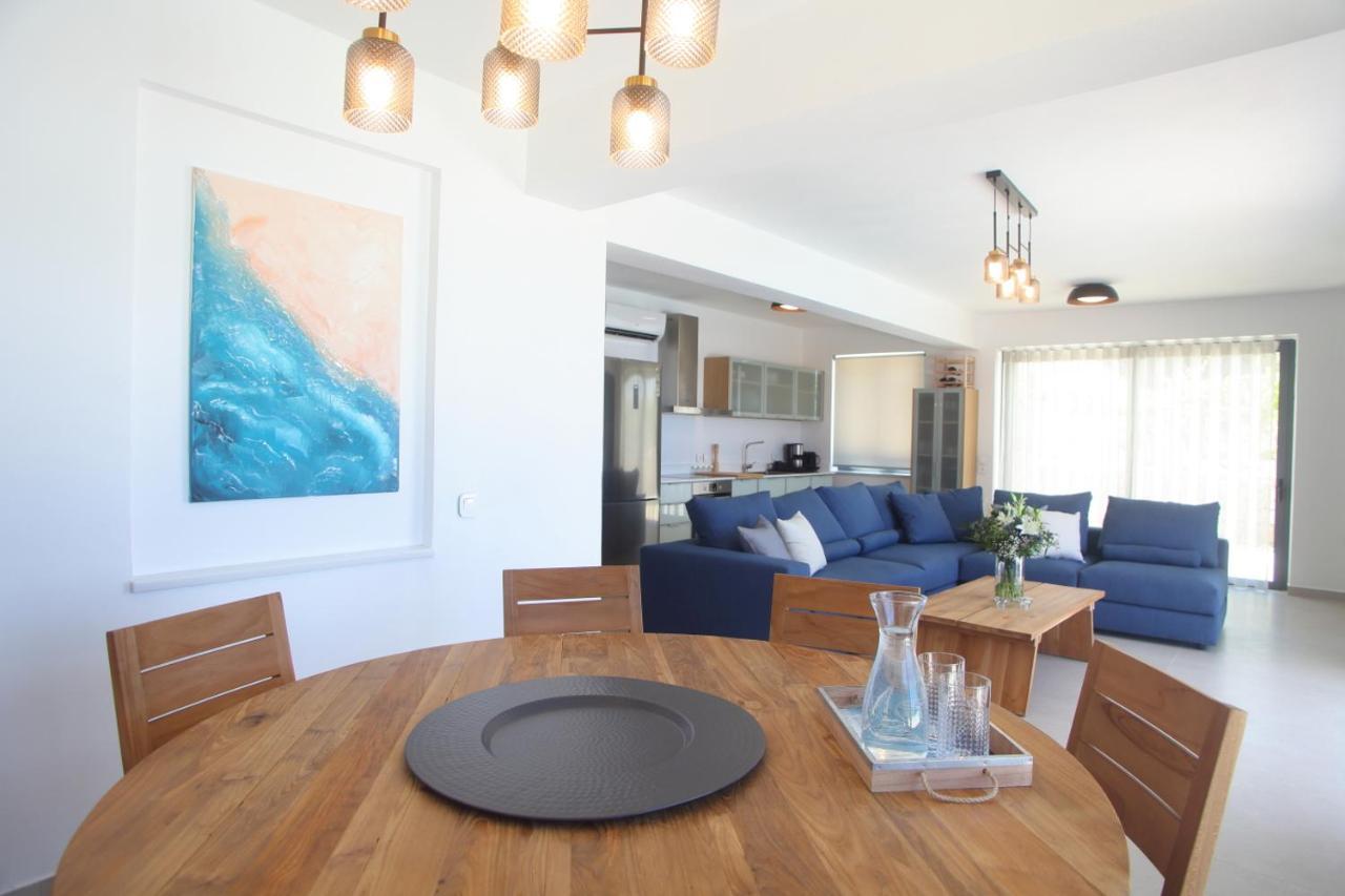 Capro - Milos Bay Villas Áyios Nikítas Exteriör bild